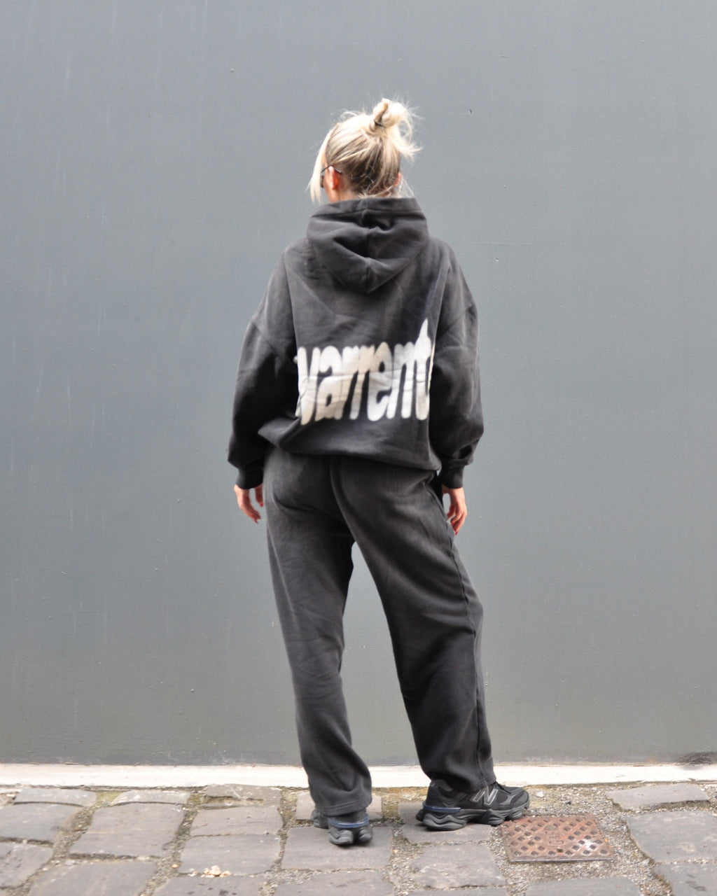 001 HOODIE
