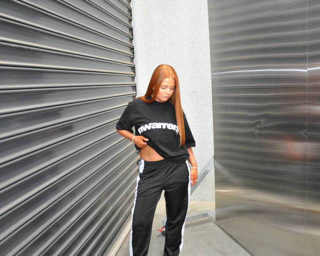 002 TEE - BLACK