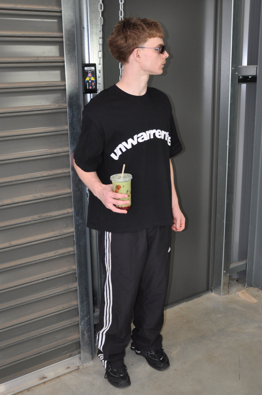 002 TEE - BLACK