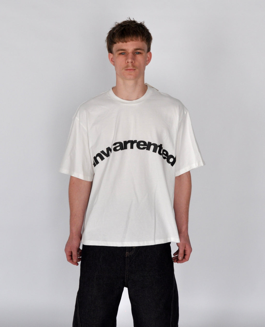 002 TEE - WHITE