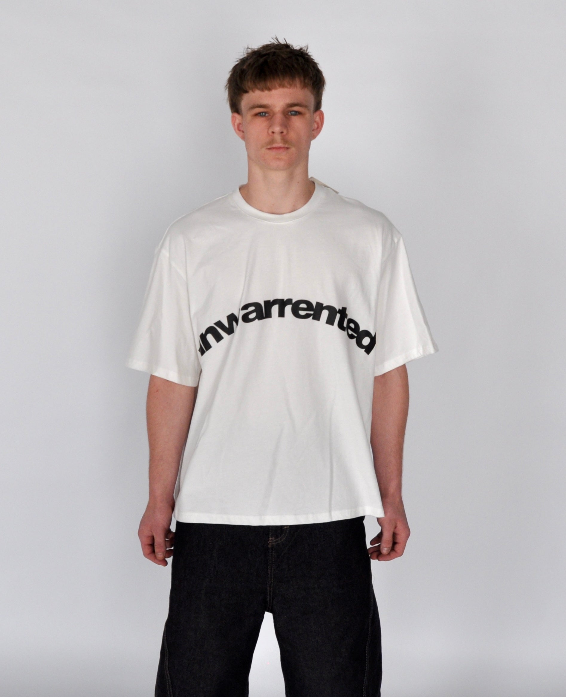002 TEE - WHITE