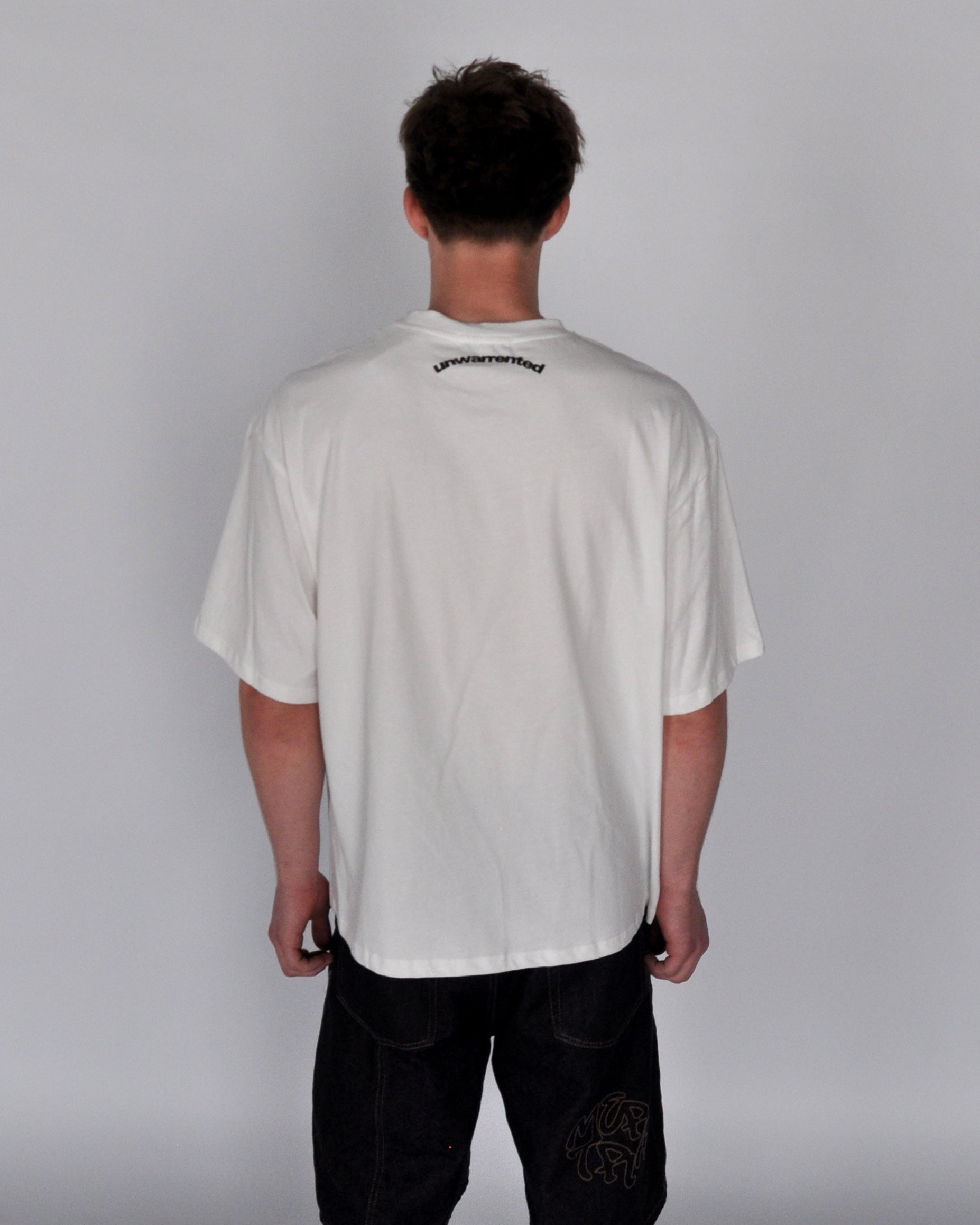 002 TEE - WHITE